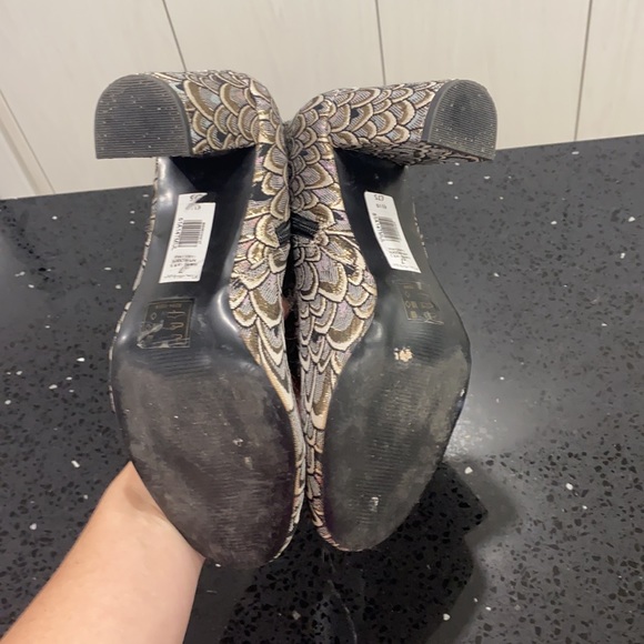 Miss Selfridge Metallic Boots - Picture 4 of 5